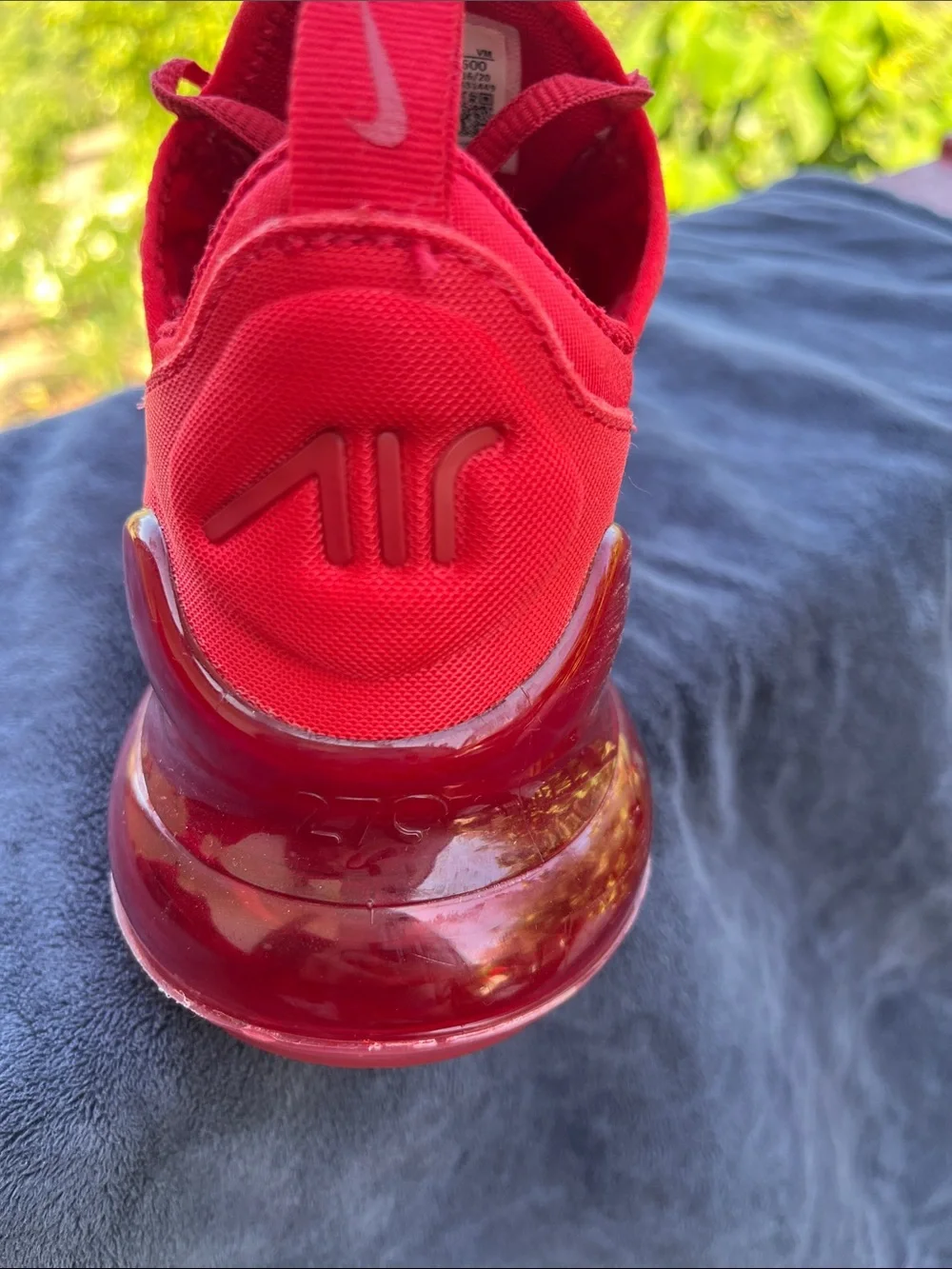 Nike Youth 6.5/Women’s 8 Air Max 270 Triple Red Sneakers